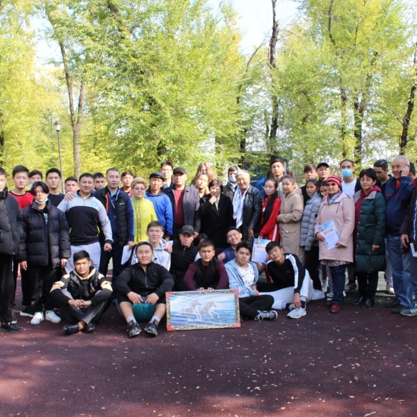 photo5407006355992196991