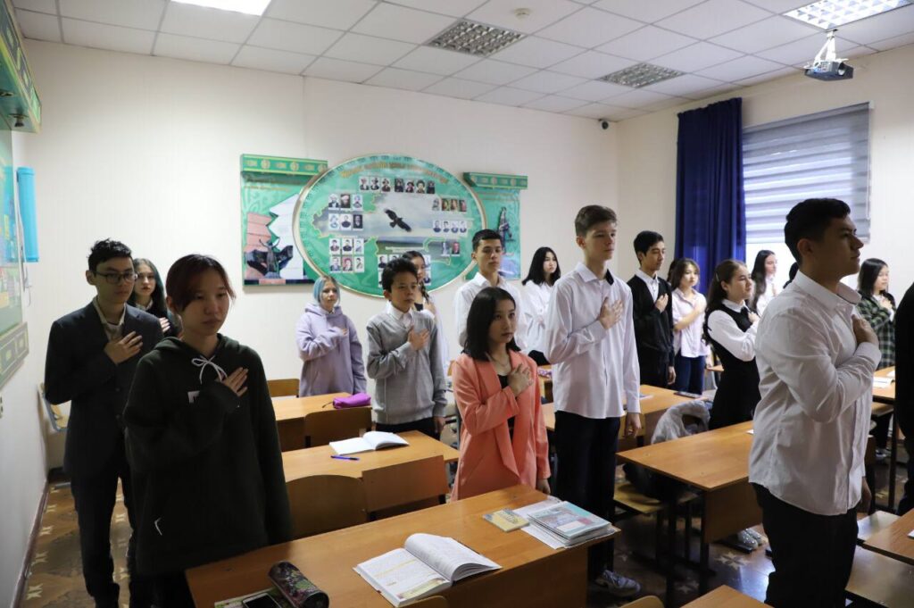 photo5373294938642564038